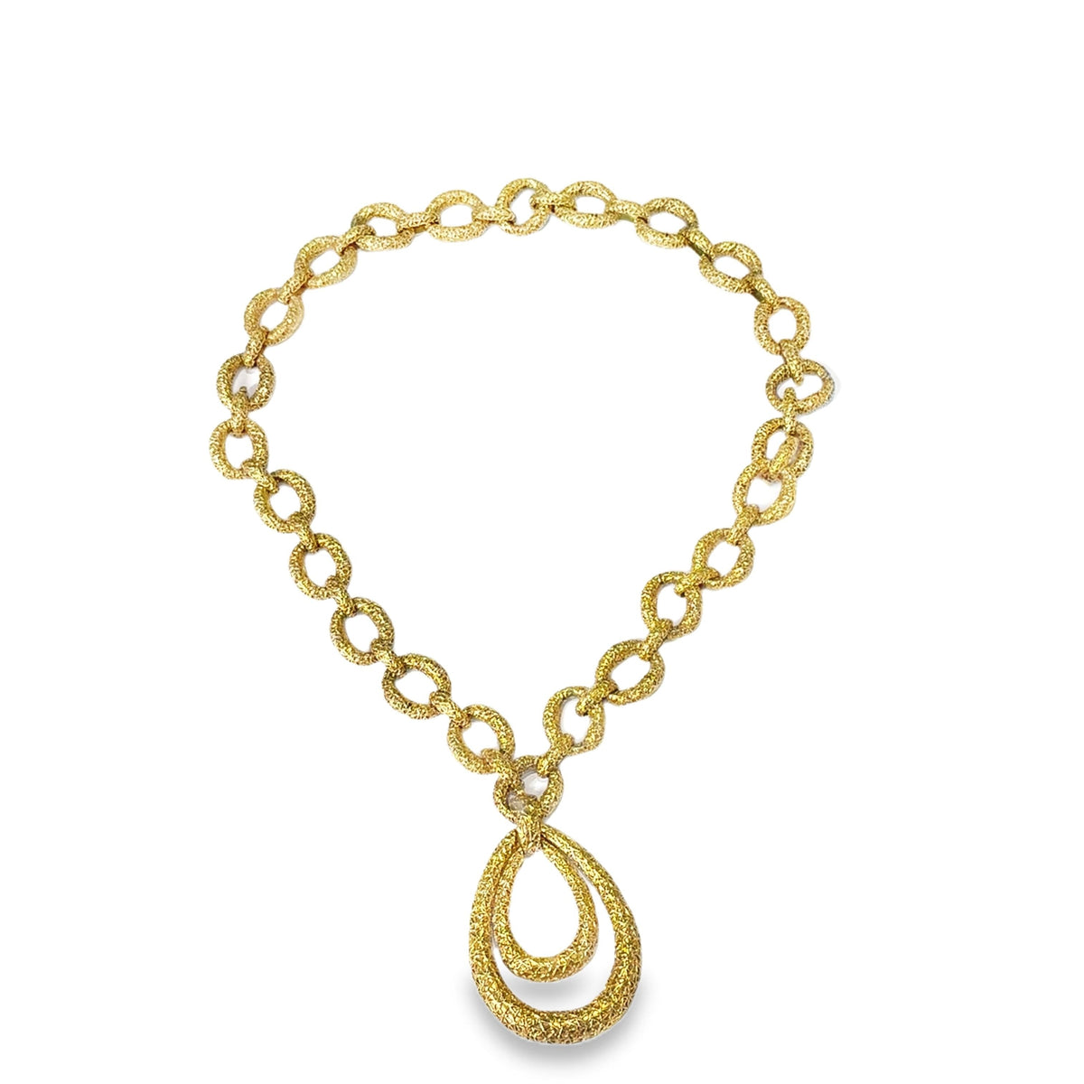 Van Cleef & Arpels: Elegance, and Timeless Design