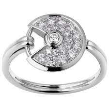 Amulette de Cartier: Diamond Ring
