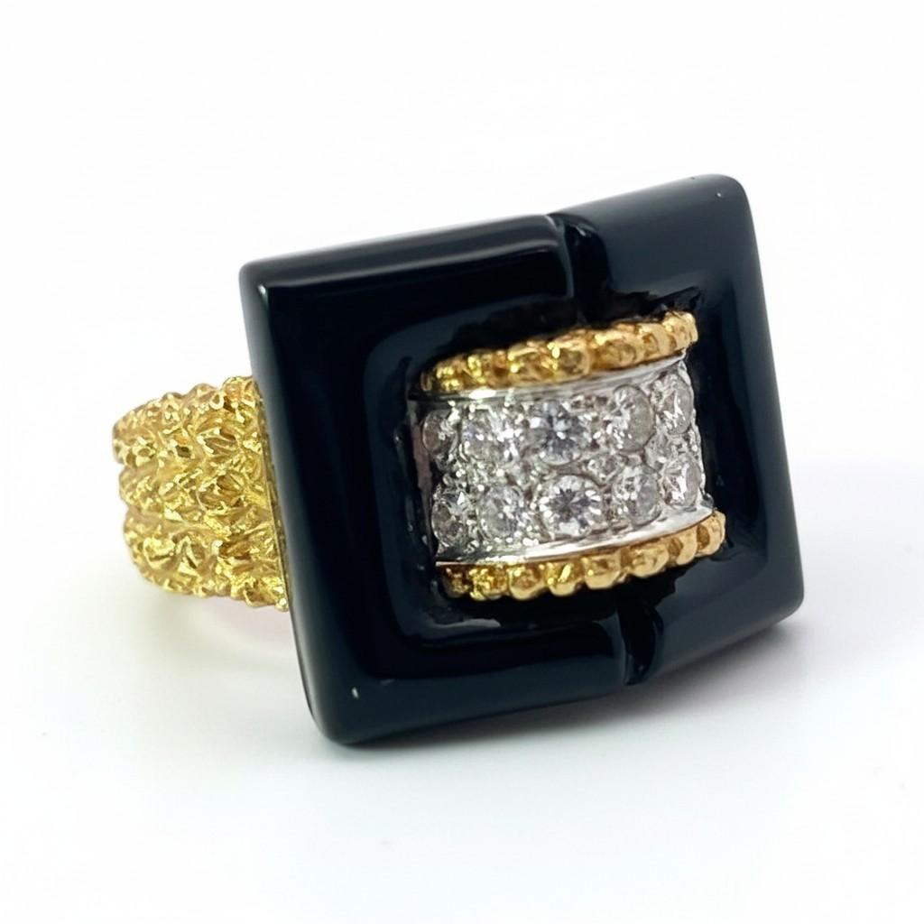 Italian Onyx, Diamond and Gold Ring Italy, Circa 1970 By Corletto