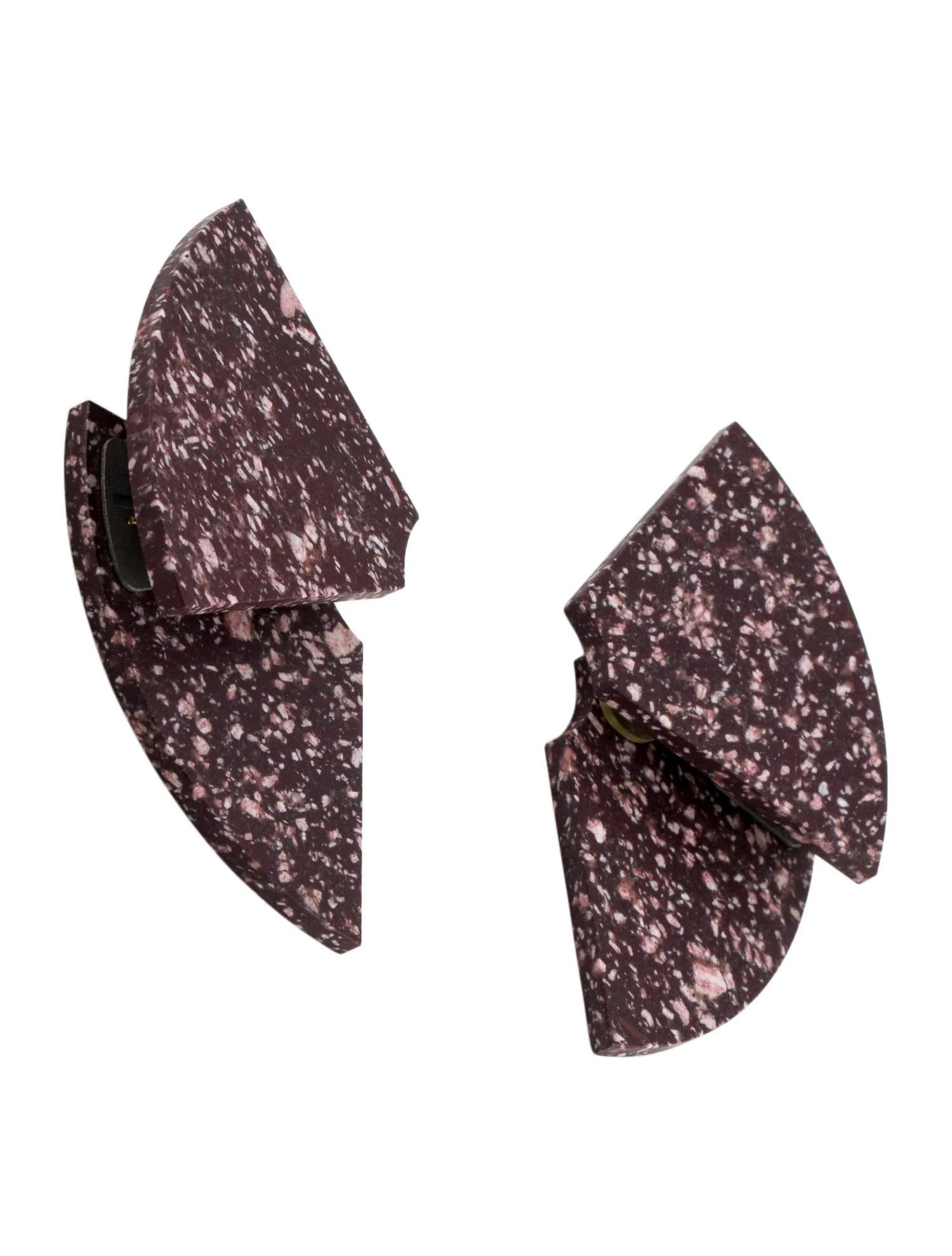 18k Yellow Gold JAR 2000s Earrings Porphyry Fan in hard Red Stone