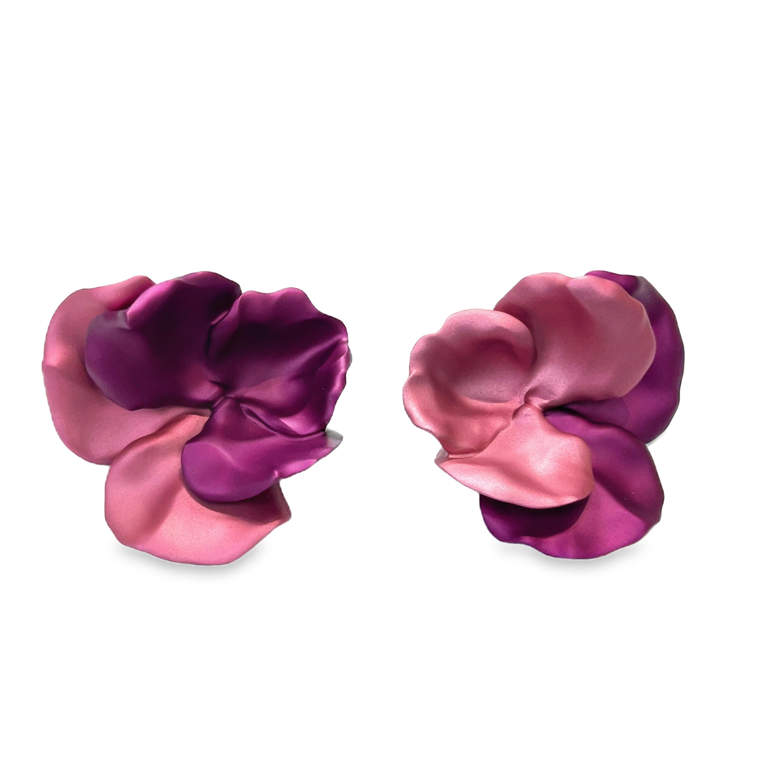 18k Yellow Gold JAR 2000s Flower Earrings Large Aluminium Bicolor Pansy Flower