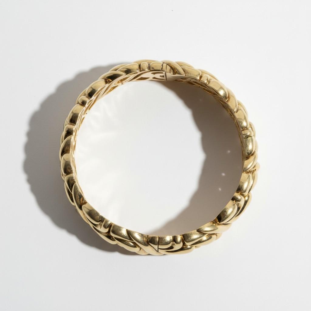 Bulgari Sculpted Gold Bangle Bracelet Italy, Circa 1960s
