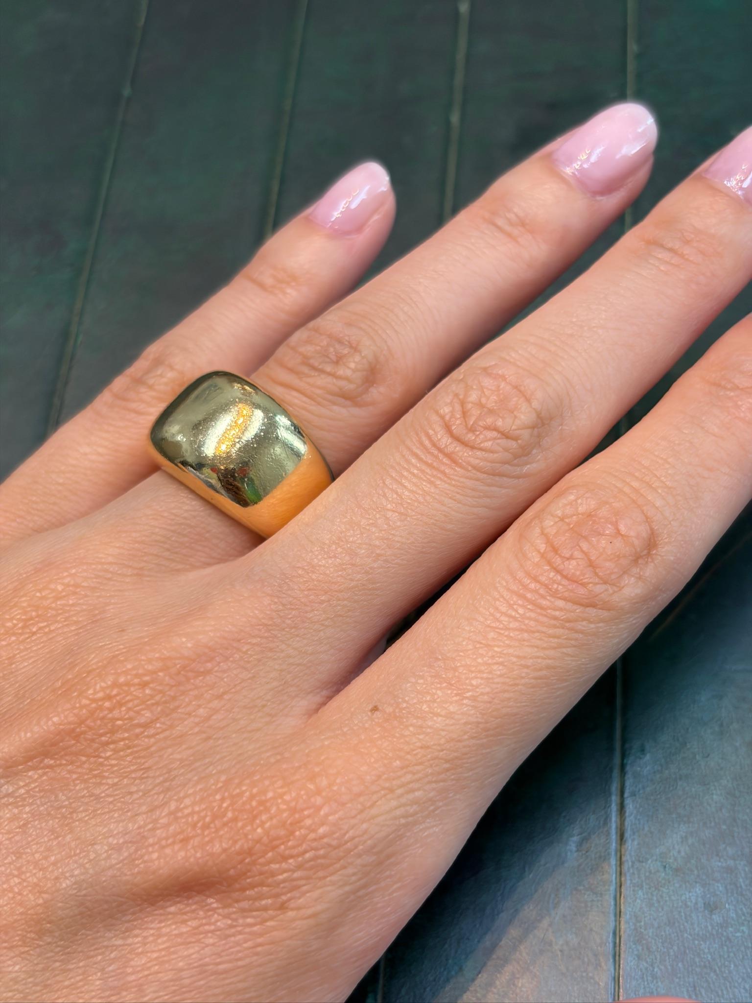 Vintage Cartier Paris Nouvelle Vague Gold Ring