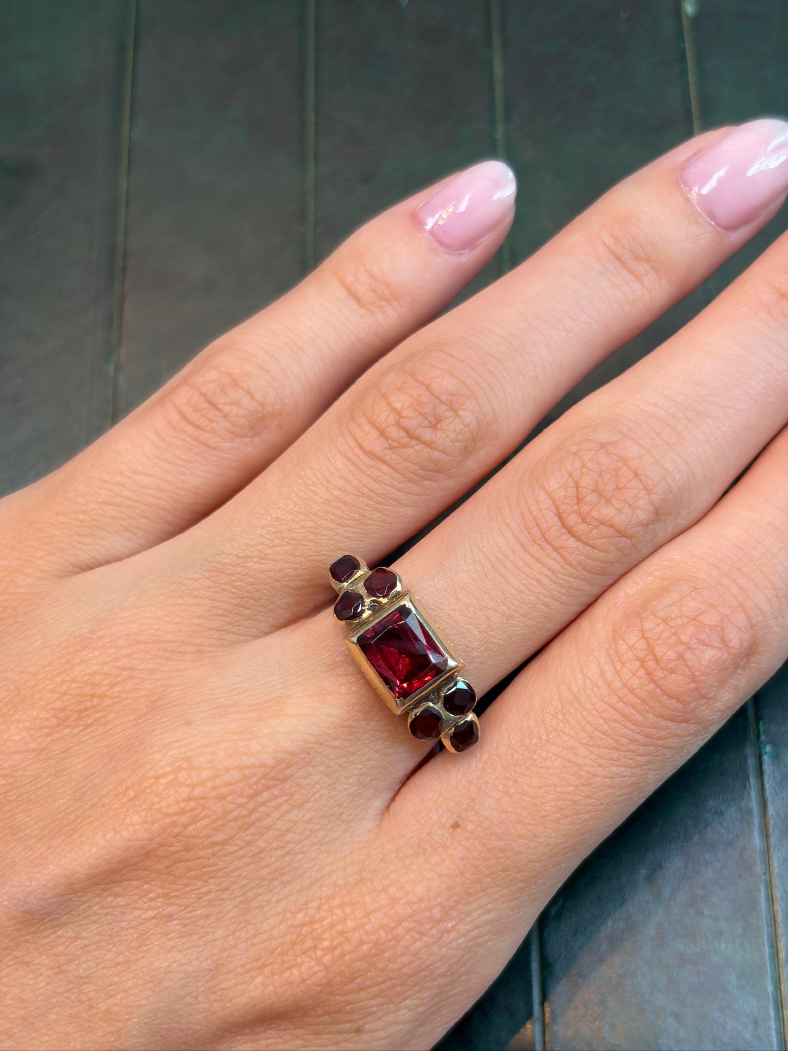 17th Century Garnet Ring