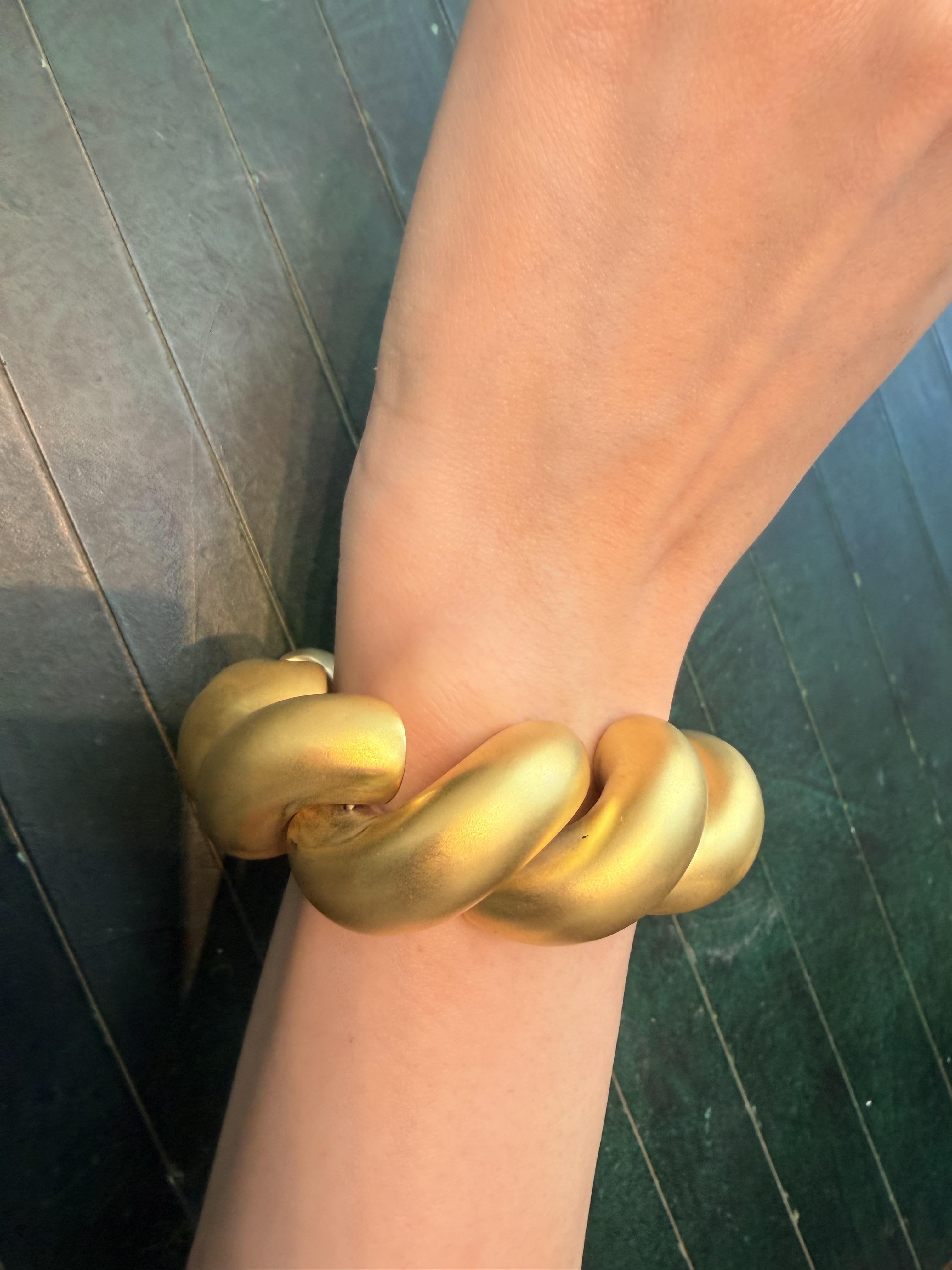 TIFFANY & CO. Oversized San Marcos Links Bracelet In Brushed 14Kt Yellow Gold