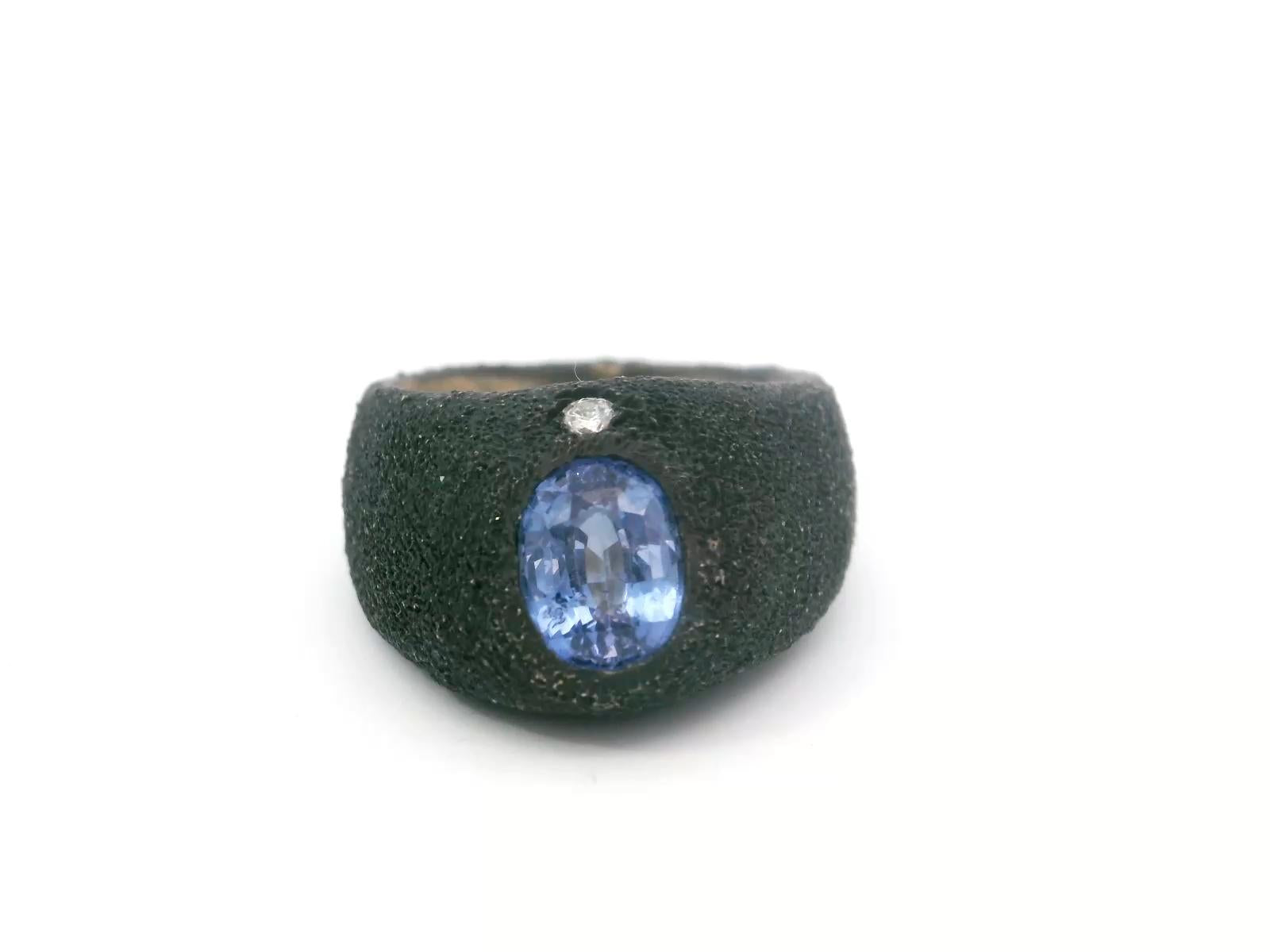 18k Yellow Gold Modern Diamond Sapphire Ring Spray Welding black finish