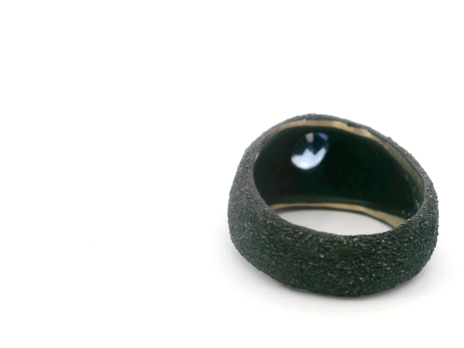 18k Yellow Gold Modern Diamond Sapphire Ring Spray Welding black finish
