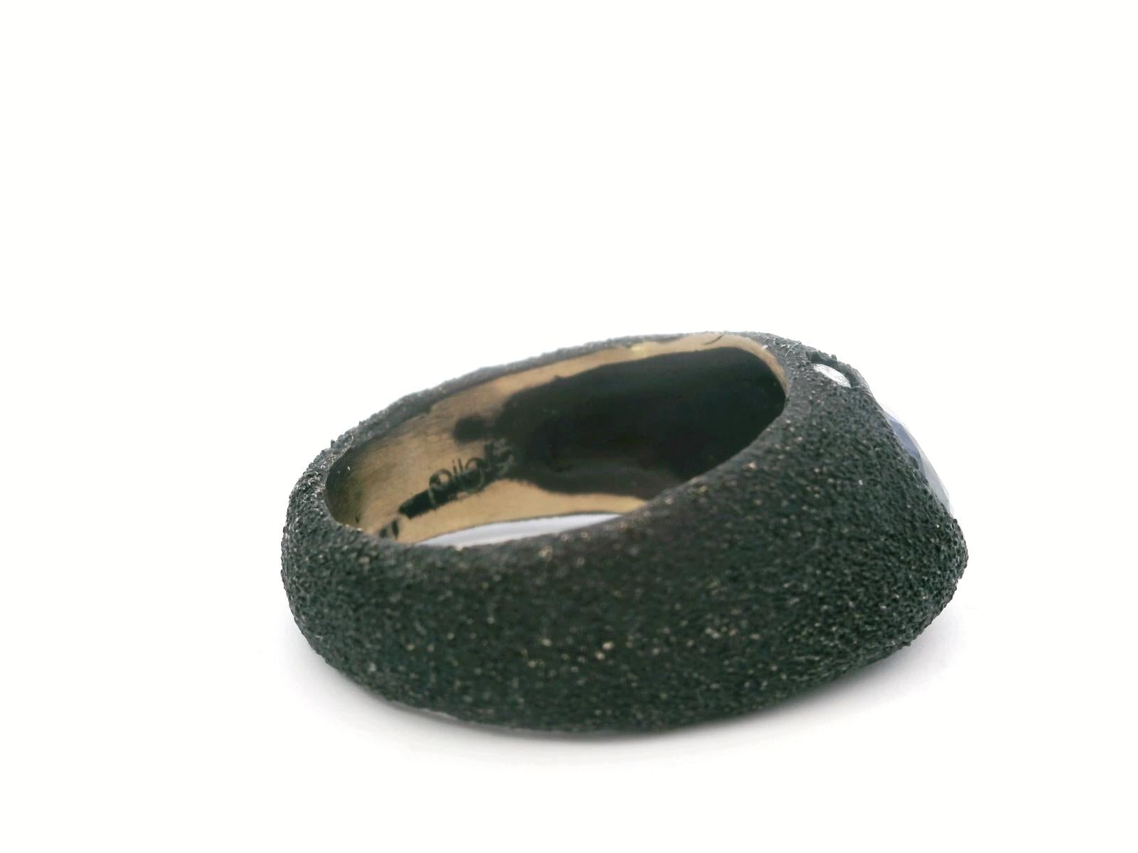 18k Yellow Gold Modern Diamond Sapphire Ring Spray Welding black finish