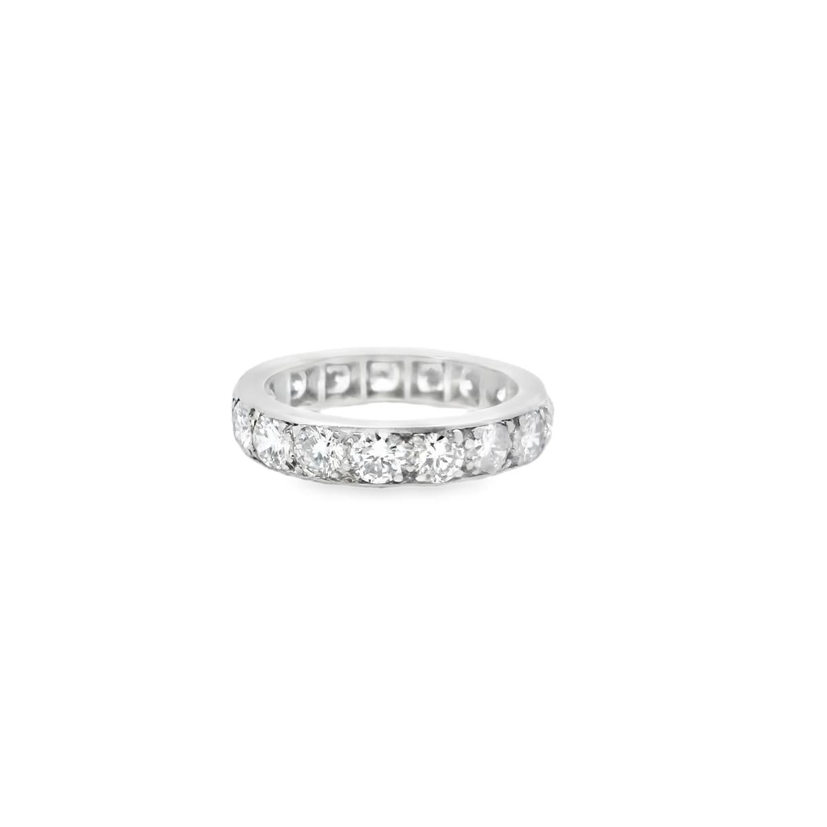 Platinum Van Cleef & Arpels 1960s Wedding Diamond Band