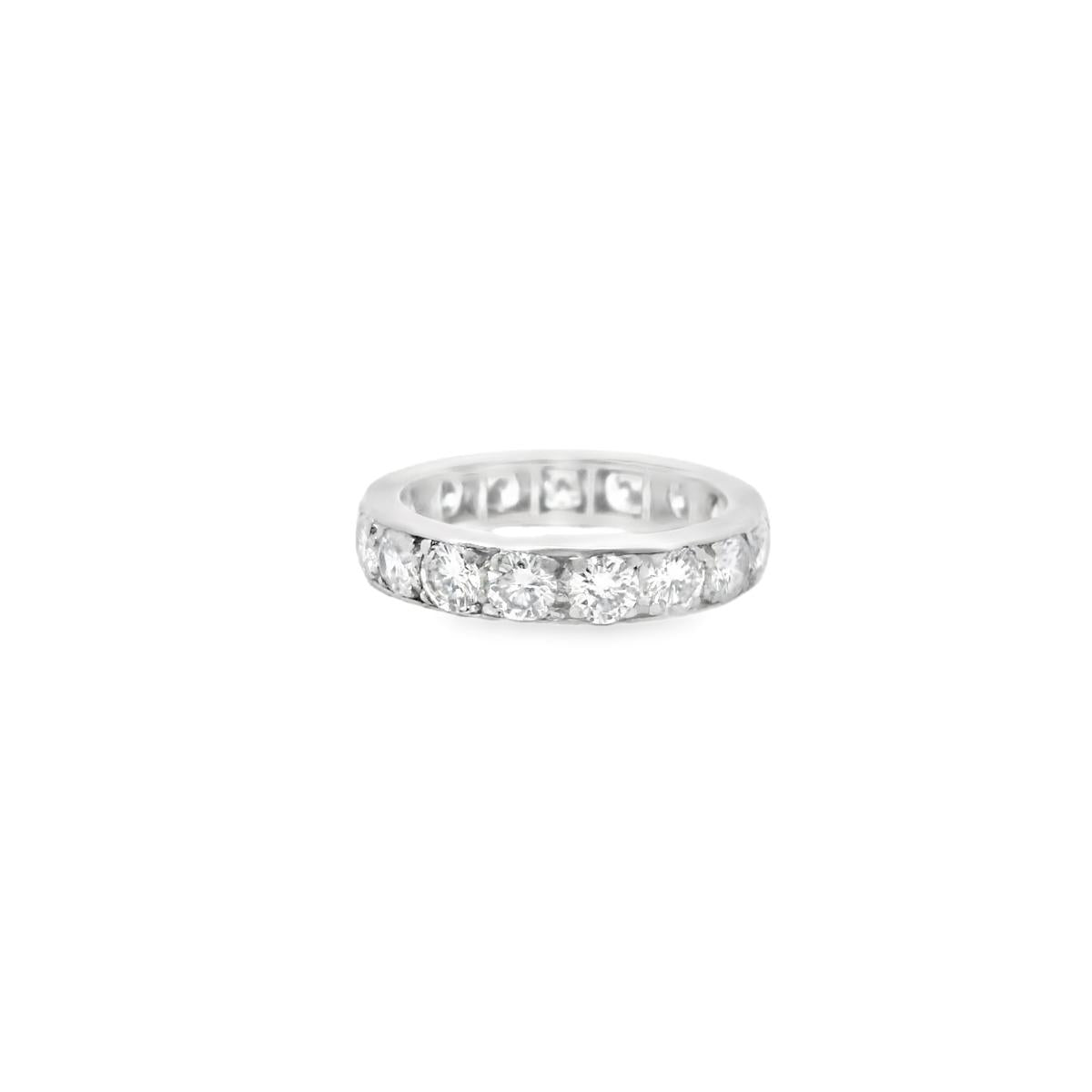 Platinum Van Cleef & Arpels 1960s Wedding Diamond Band