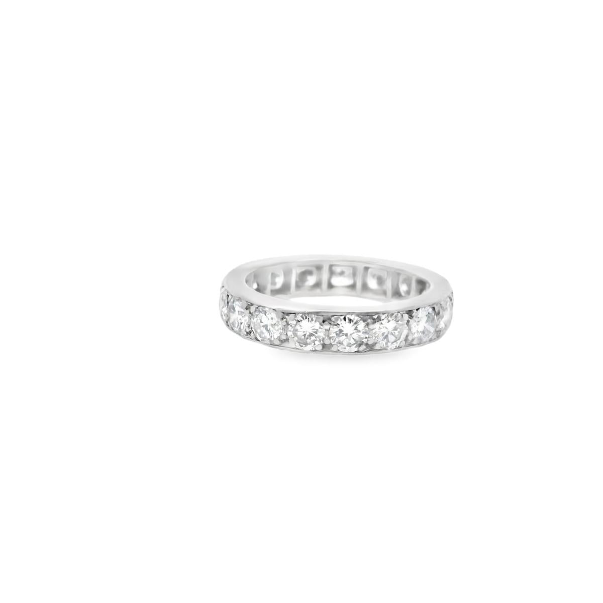 Platinum Van Cleef & Arpels 1960s Wedding Diamond Band
