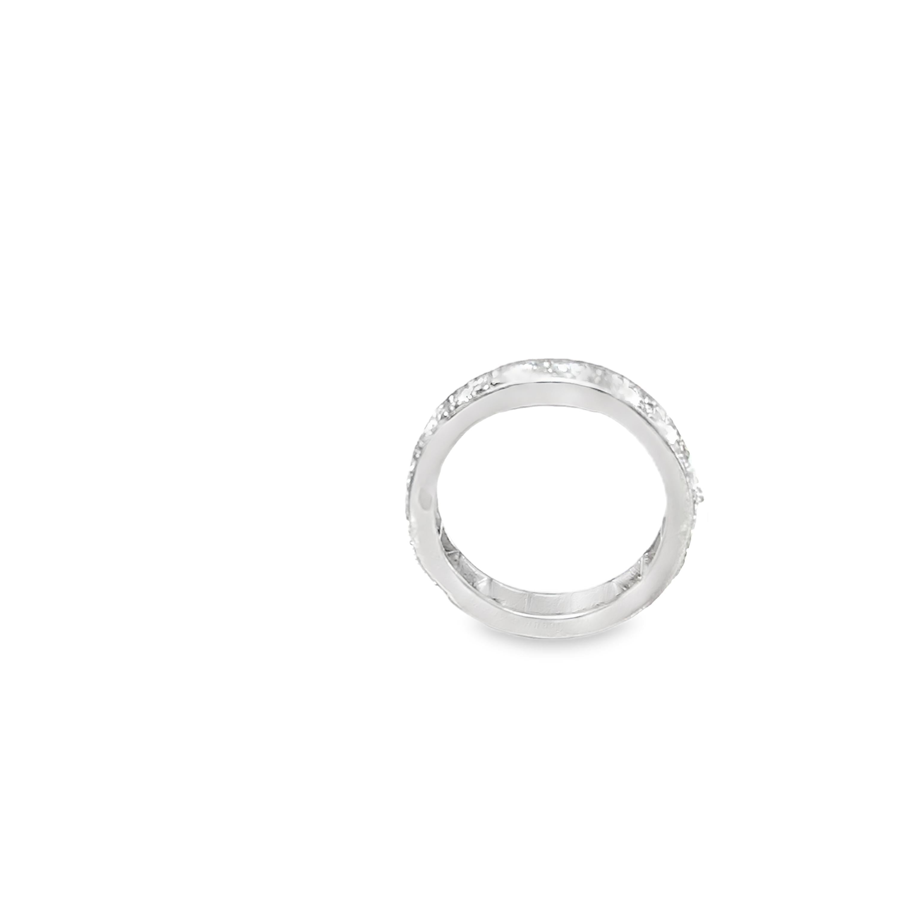 Platinum Van Cleef & Arpels 1960s Wedding Diamond Band