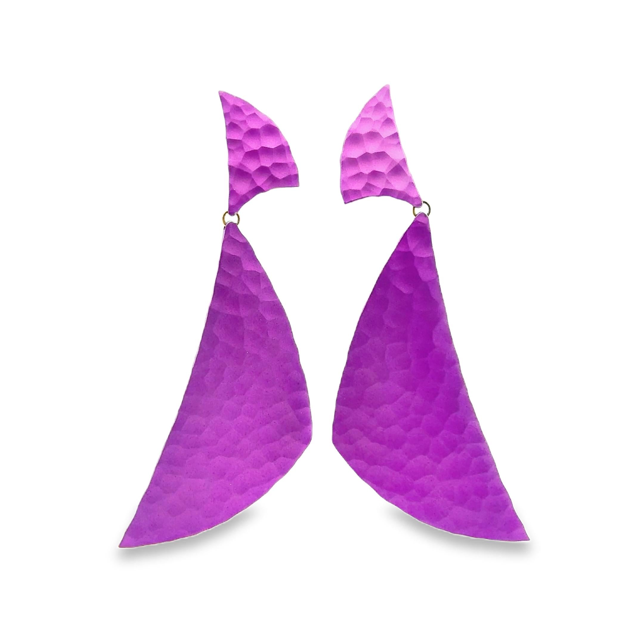 18K Gold Aluminum JAR Hammered Dangle Drop Purple Earrings