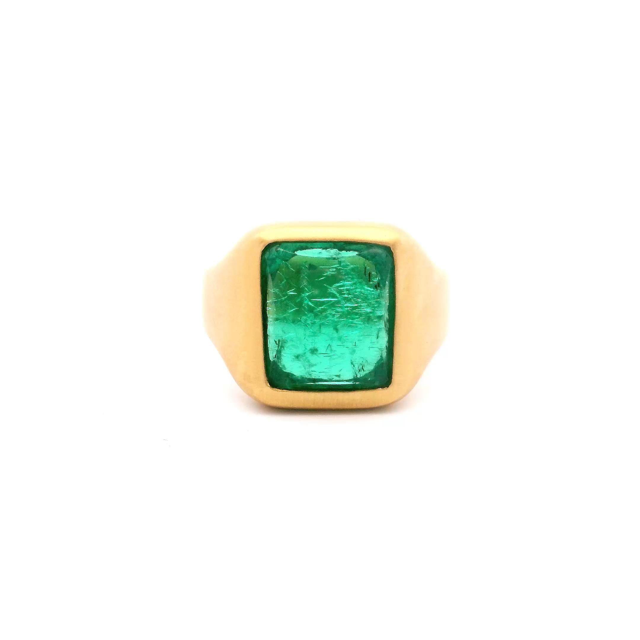 21K 2000s Gold 3.58cts Colombian Minor Traditional Emerald Ring