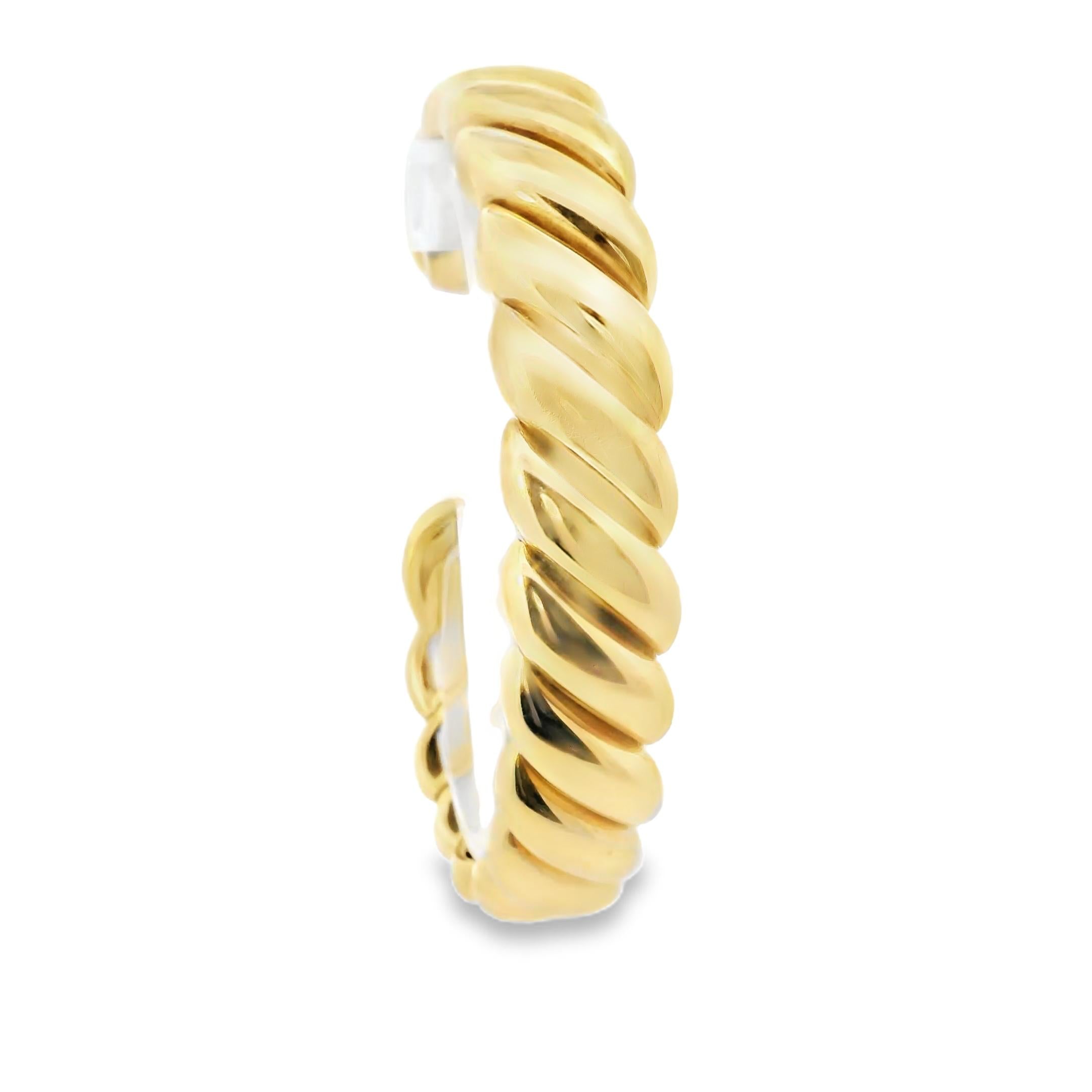 André Vassort Twisted Gold Bracelet
18K Yellow Gold, France
Circa 1970