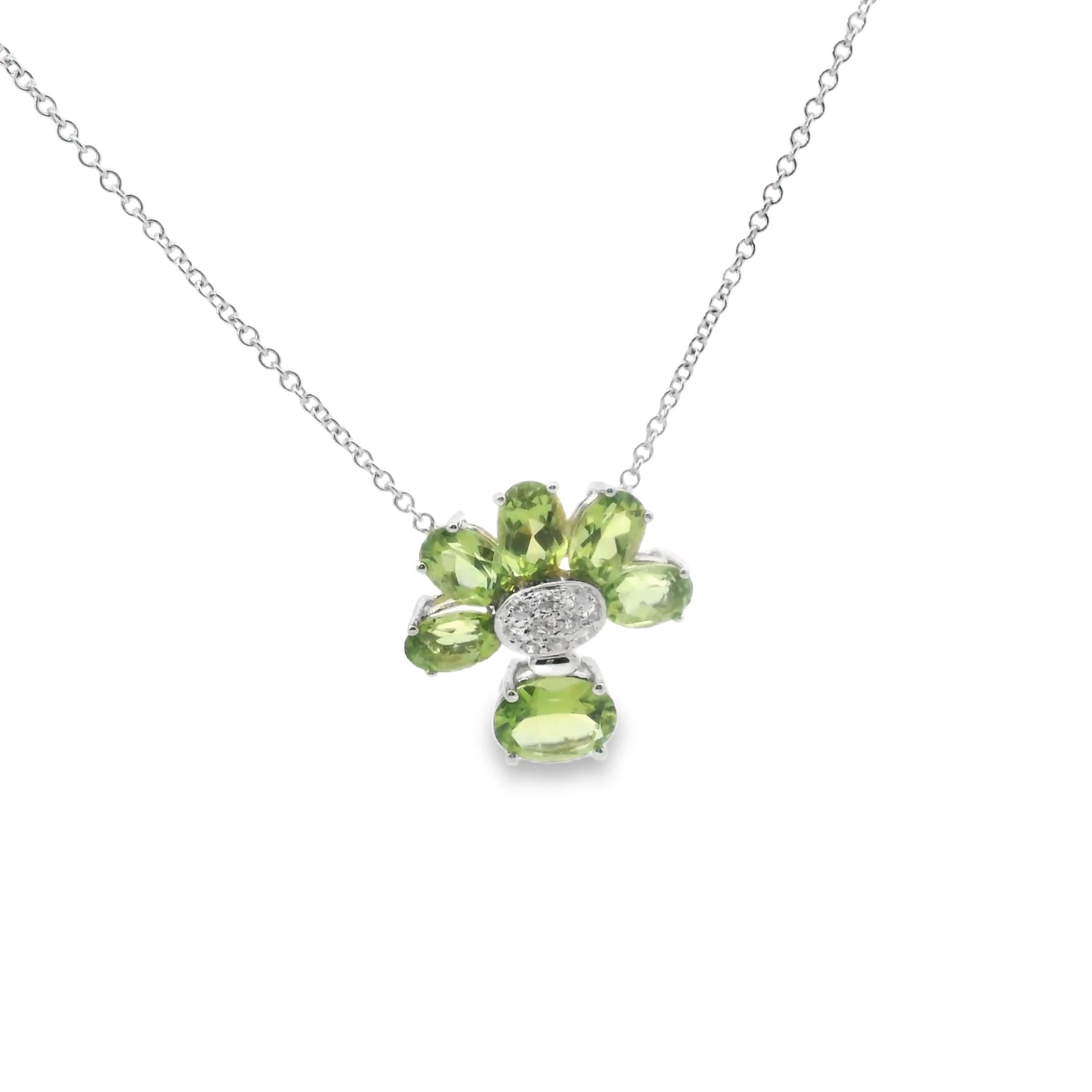 18K White Gold Citrine and Diamond Flower Pendant