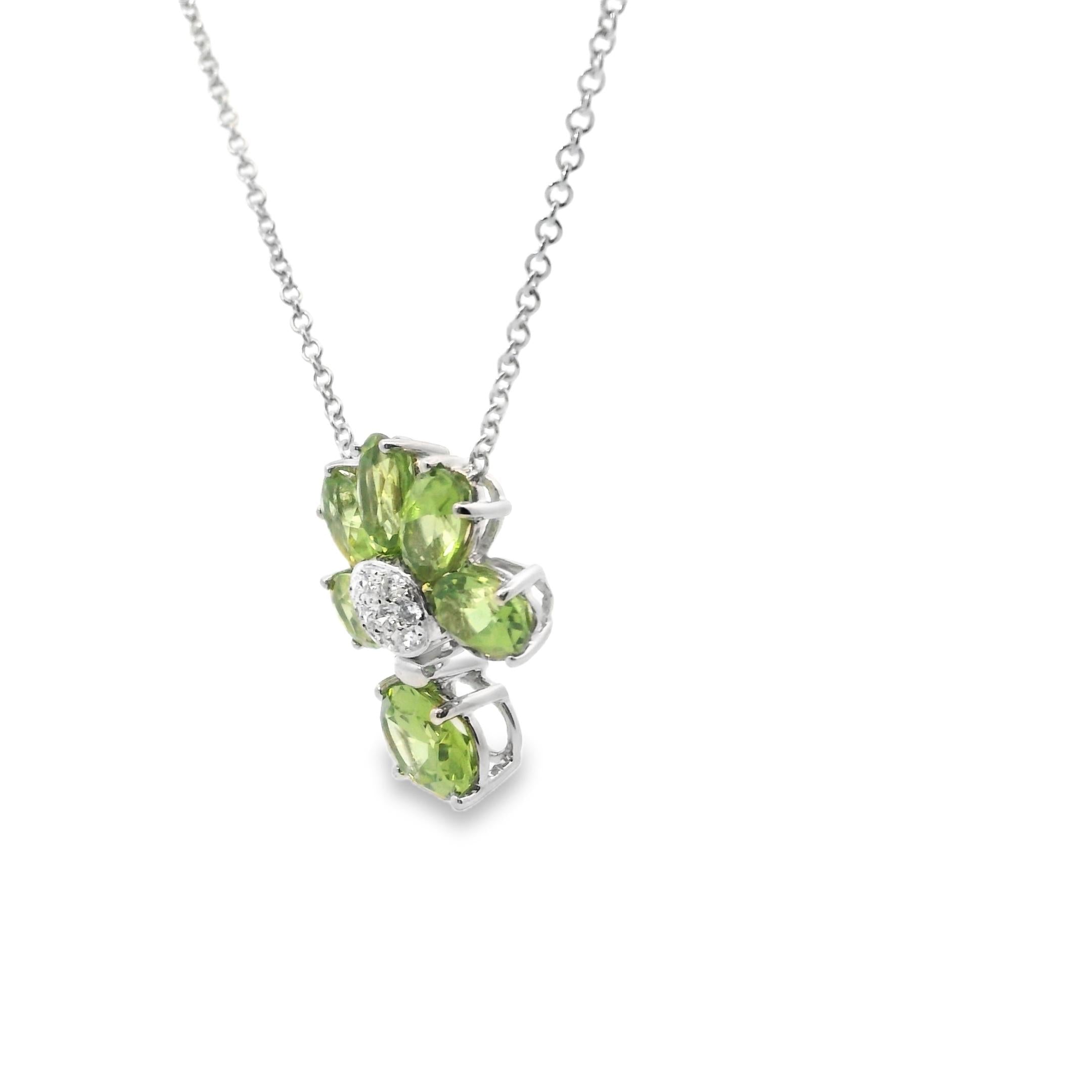 18K White Gold Citrine and Diamond Flower Pendant