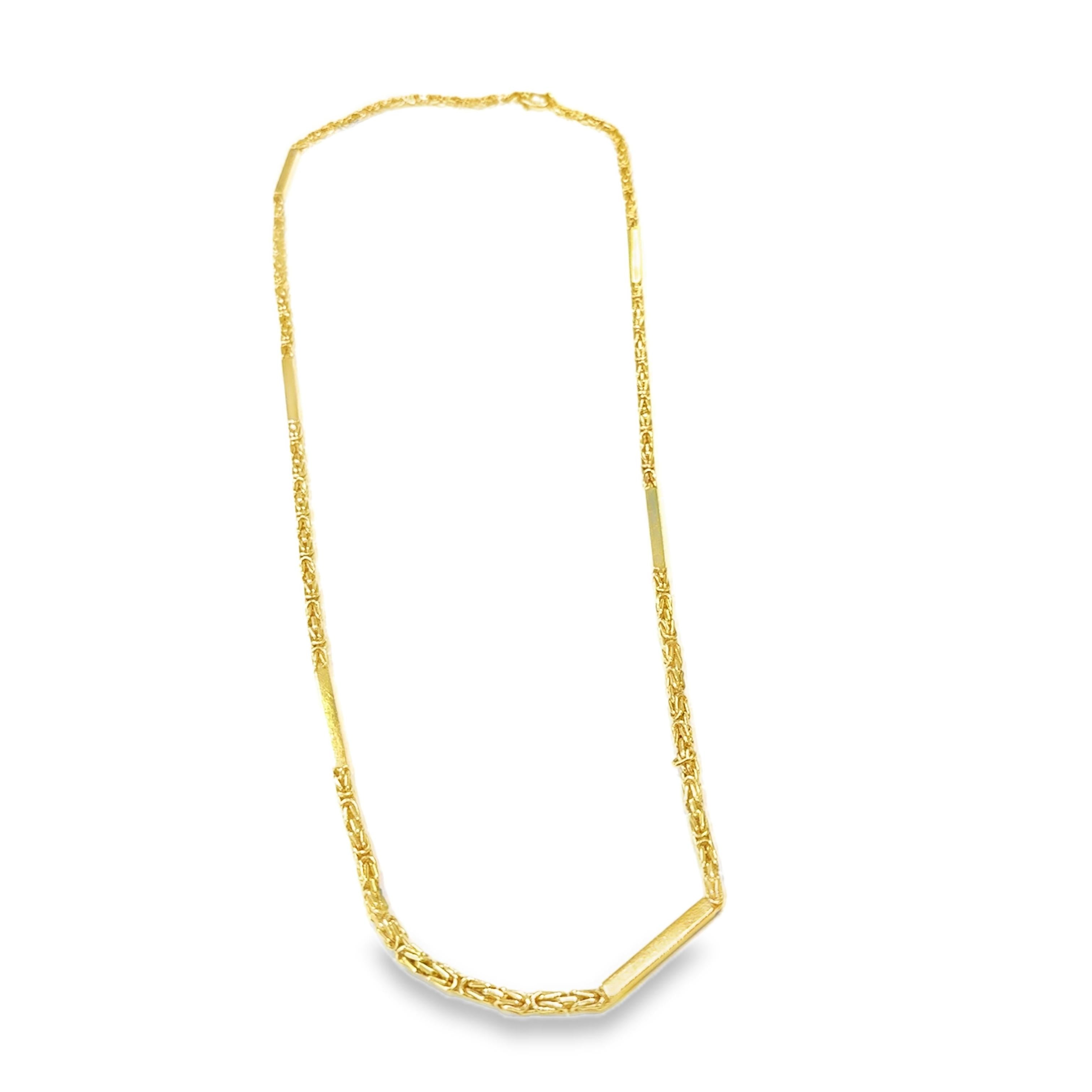 Gucci Long Chain Necklace
18K Yellow Gold, Italy
Circa 1970