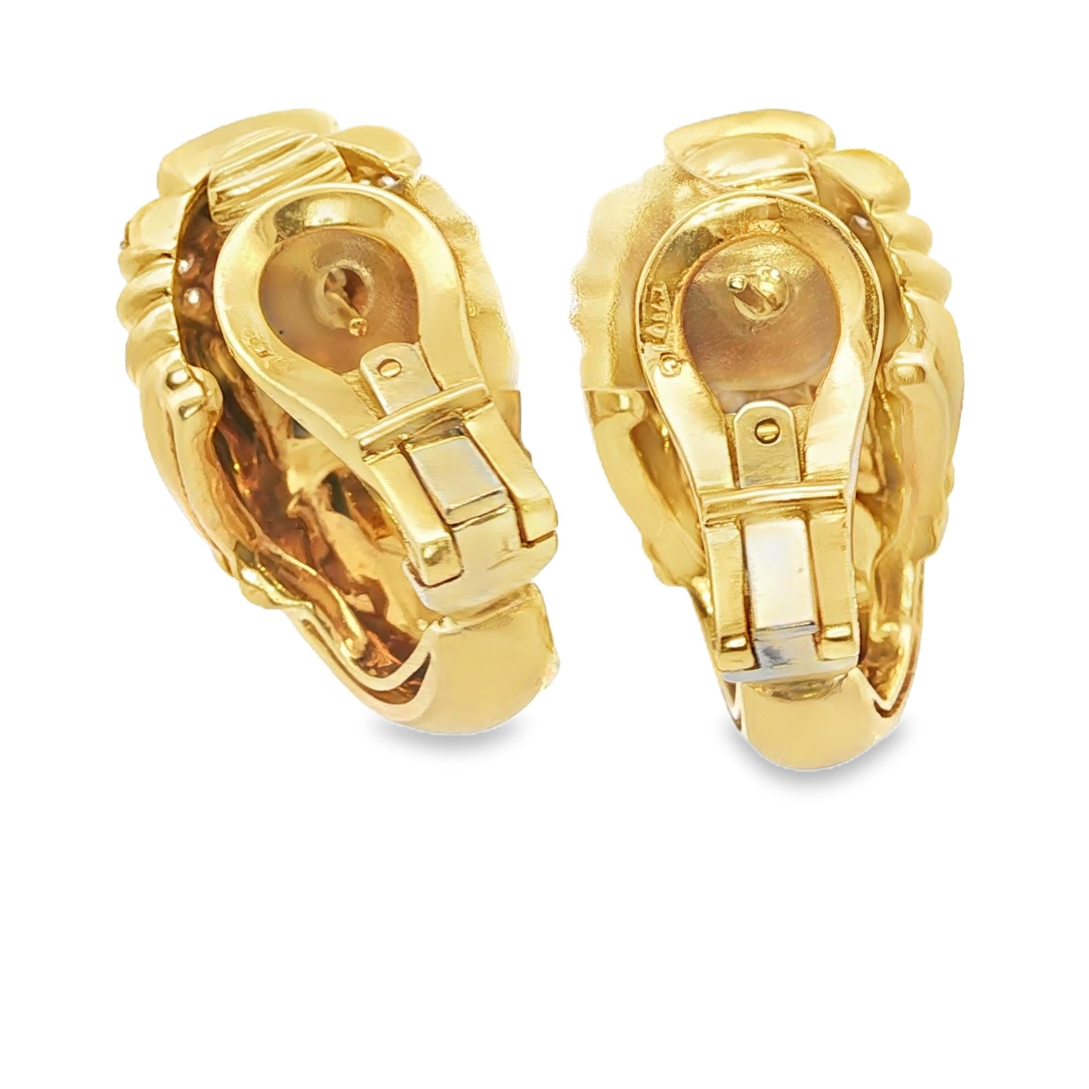 18k Yellow Gold Vintage Cabochon Sapphire & Diamond Earrings - 17.1DWT