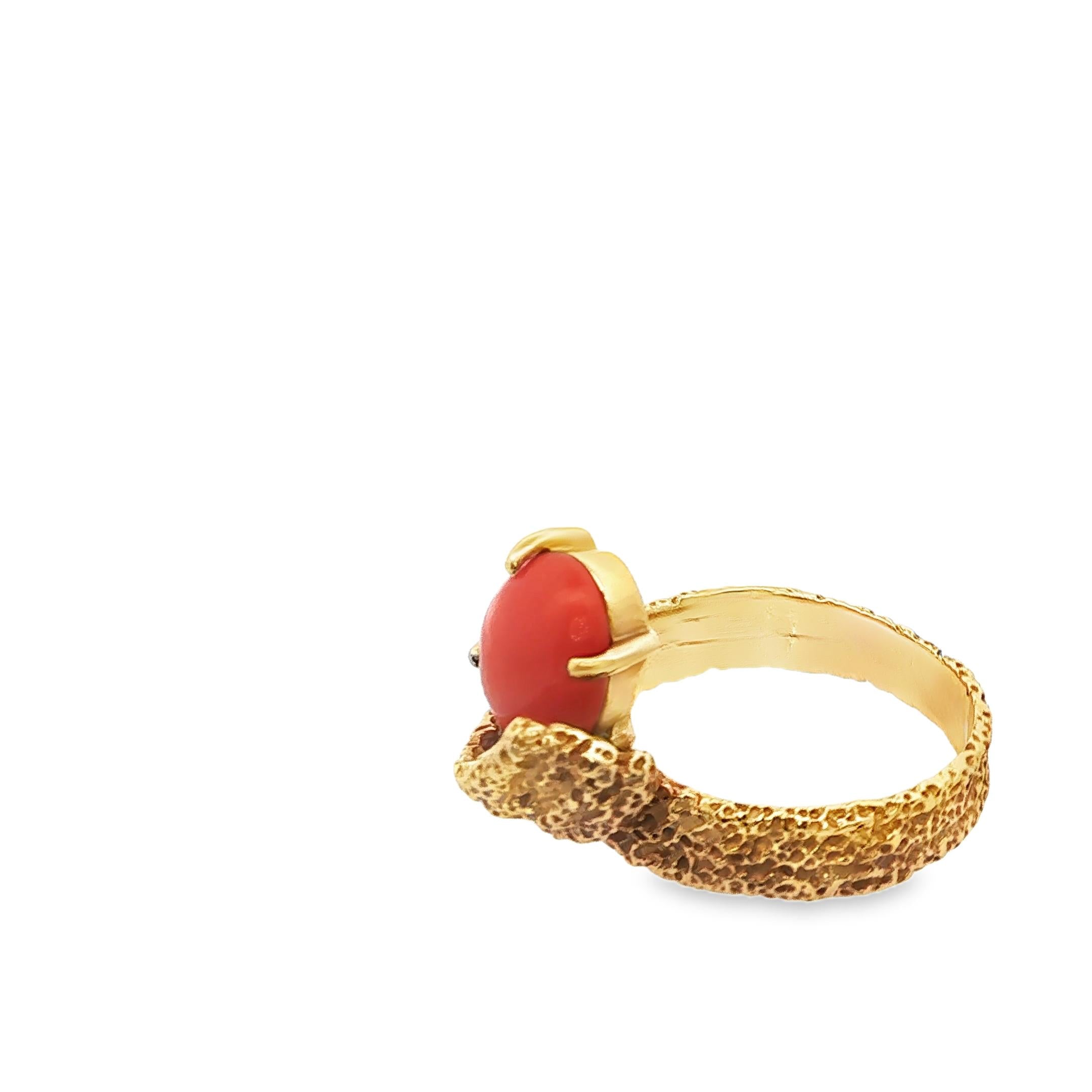 French 1970s Textured Coral Ring in 18K Gold