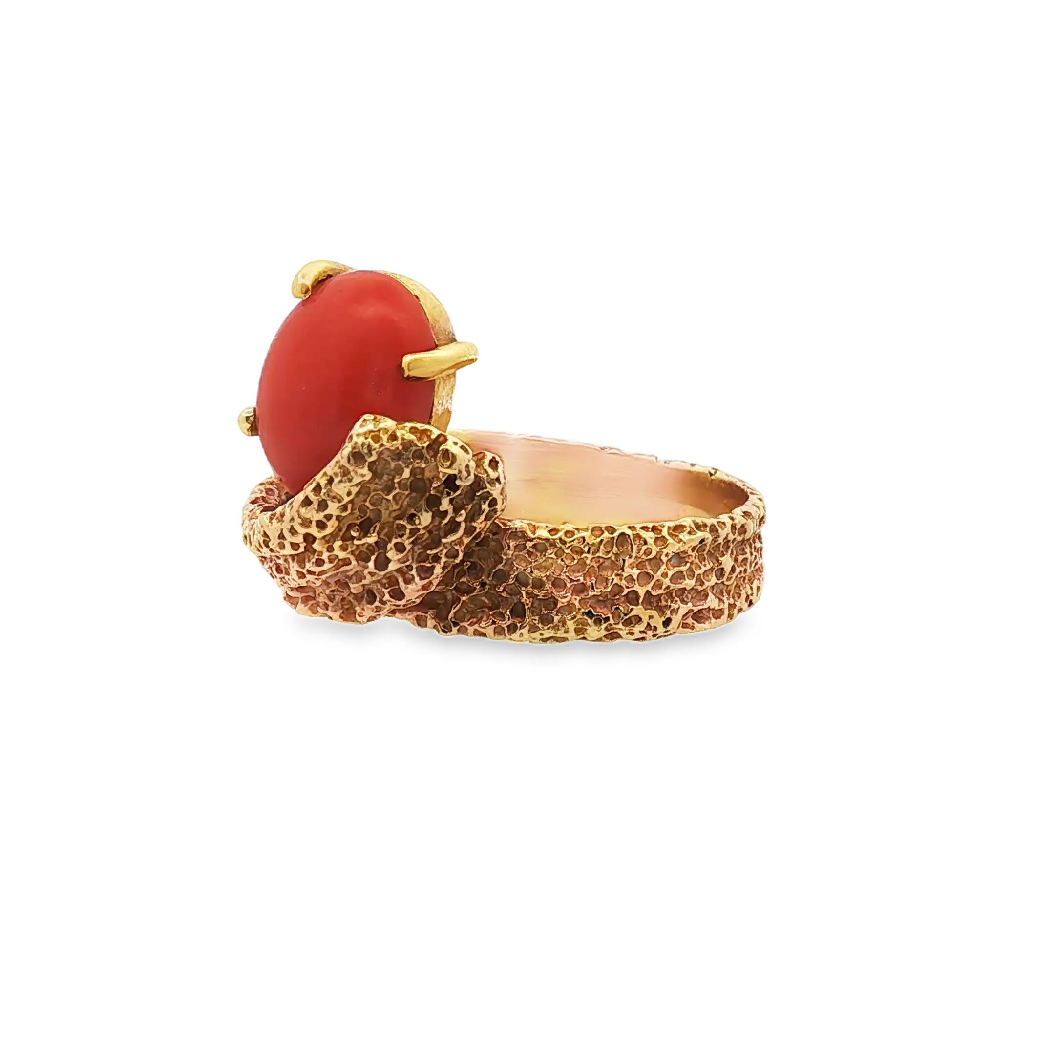 French 1970s Textured Coral Ring in 18K Gold