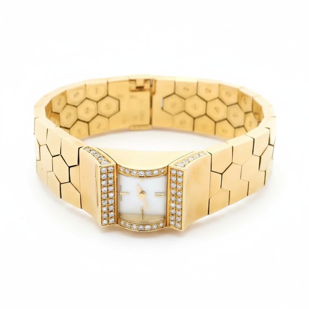 Van Cleef & Arpels Ludo Swann Watch in Gold, Diamonds & Mother-of-Pearl