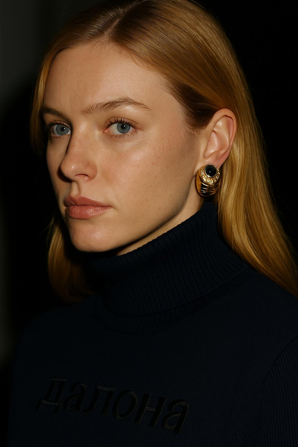 18k Yellow Gold Vintage Cabochon Sapphire & Diamond Earrings - 17.1DWT