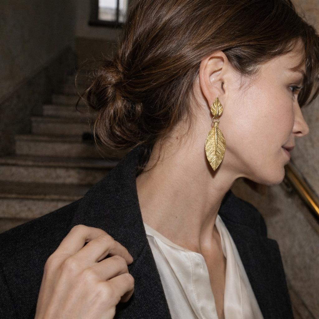 David Webb Double Leaf Drop Earrings 18k Yellow Gold, Circa 1970s