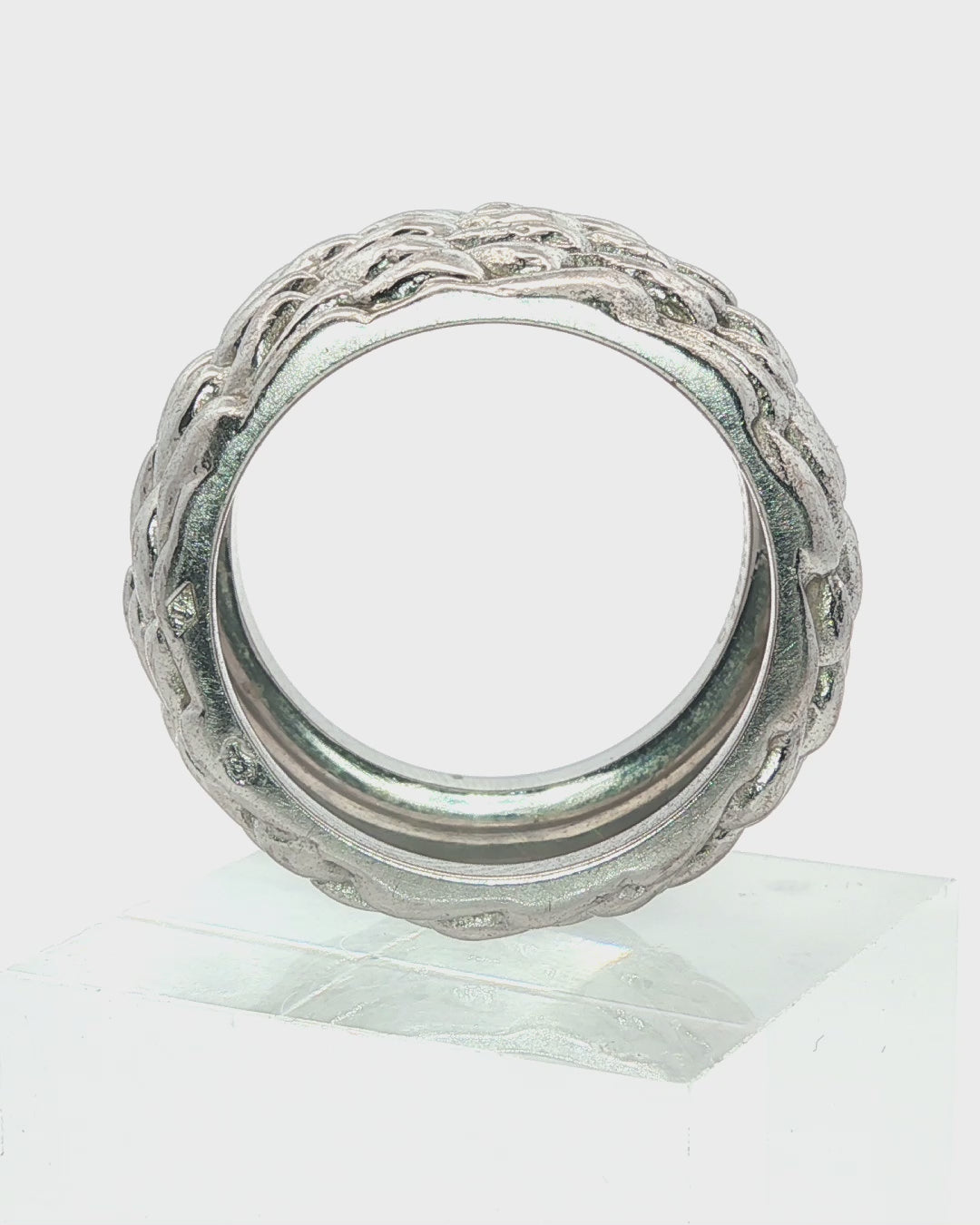 Boucheron 1990s Textured 18k White Gold Ring