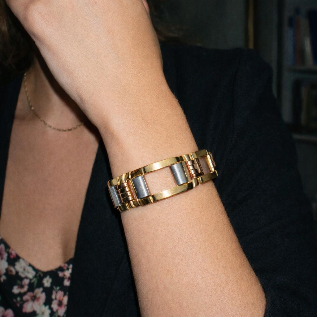 French Tricolor Geometric Gold Bracelet France, Circa 1940s