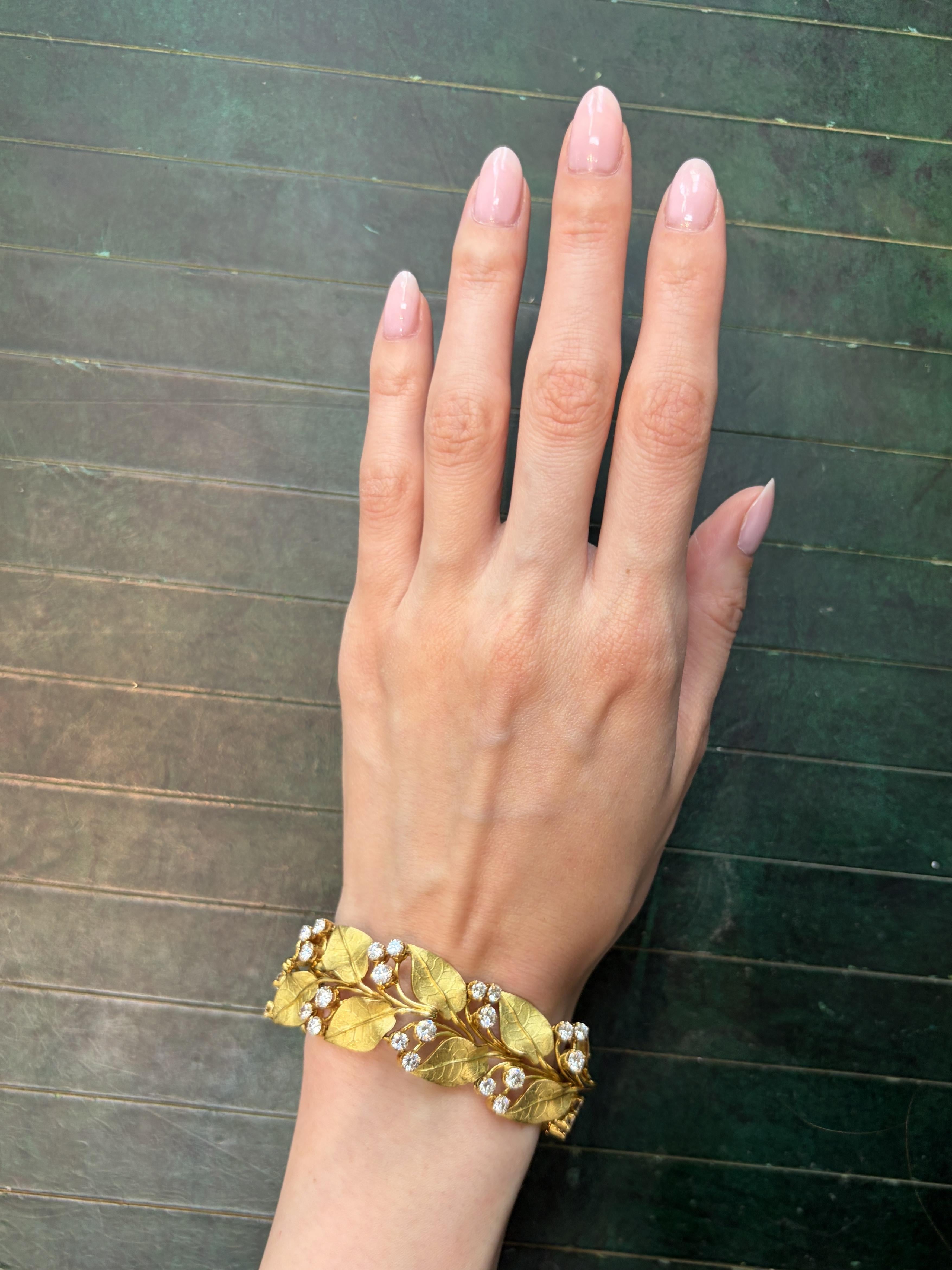 Bulgari Diamond Leaf Bracelet in 18K Gold