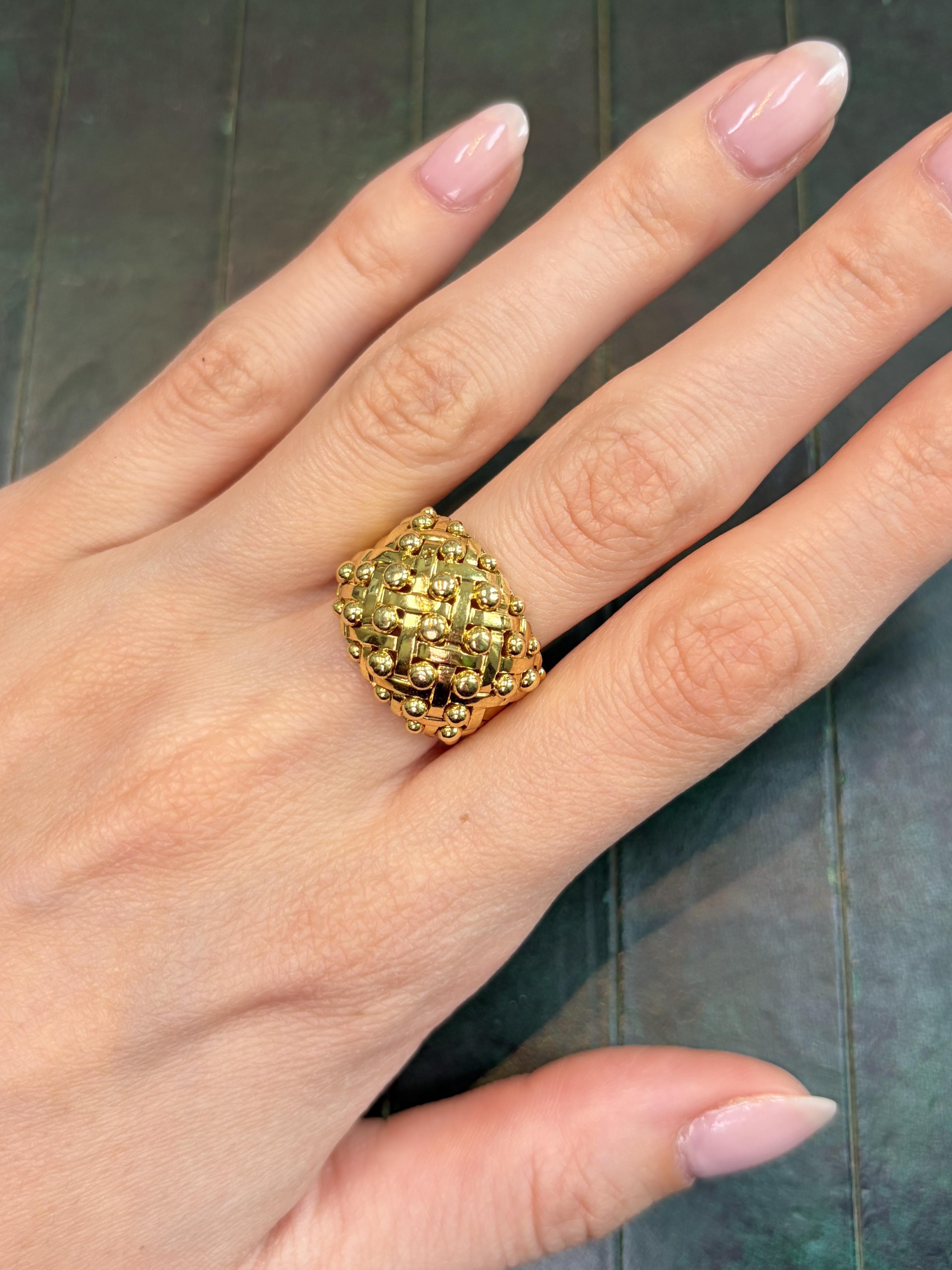 18k Yellow Gold Matelasse Ring