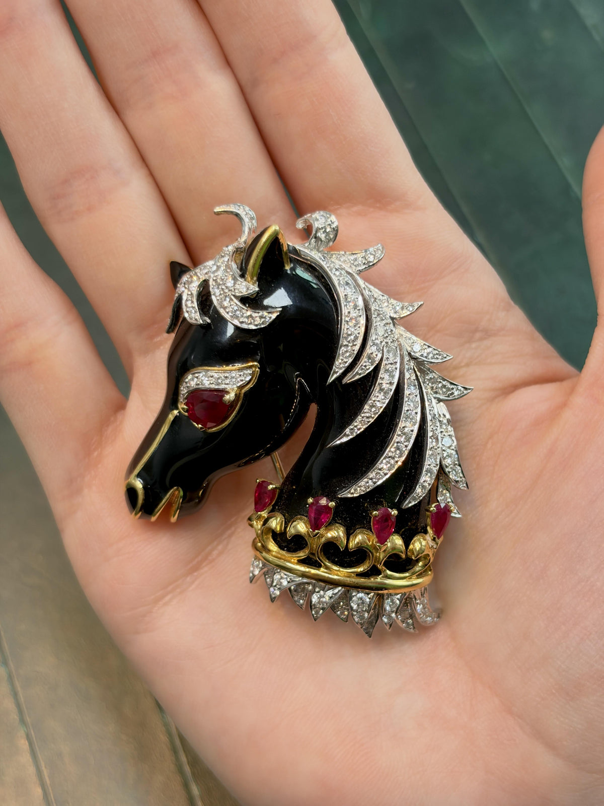 David Webb Diamond, Ruby and Black Enamel Horse Brooch in 18K Yellow Gold, 1970, view 4
