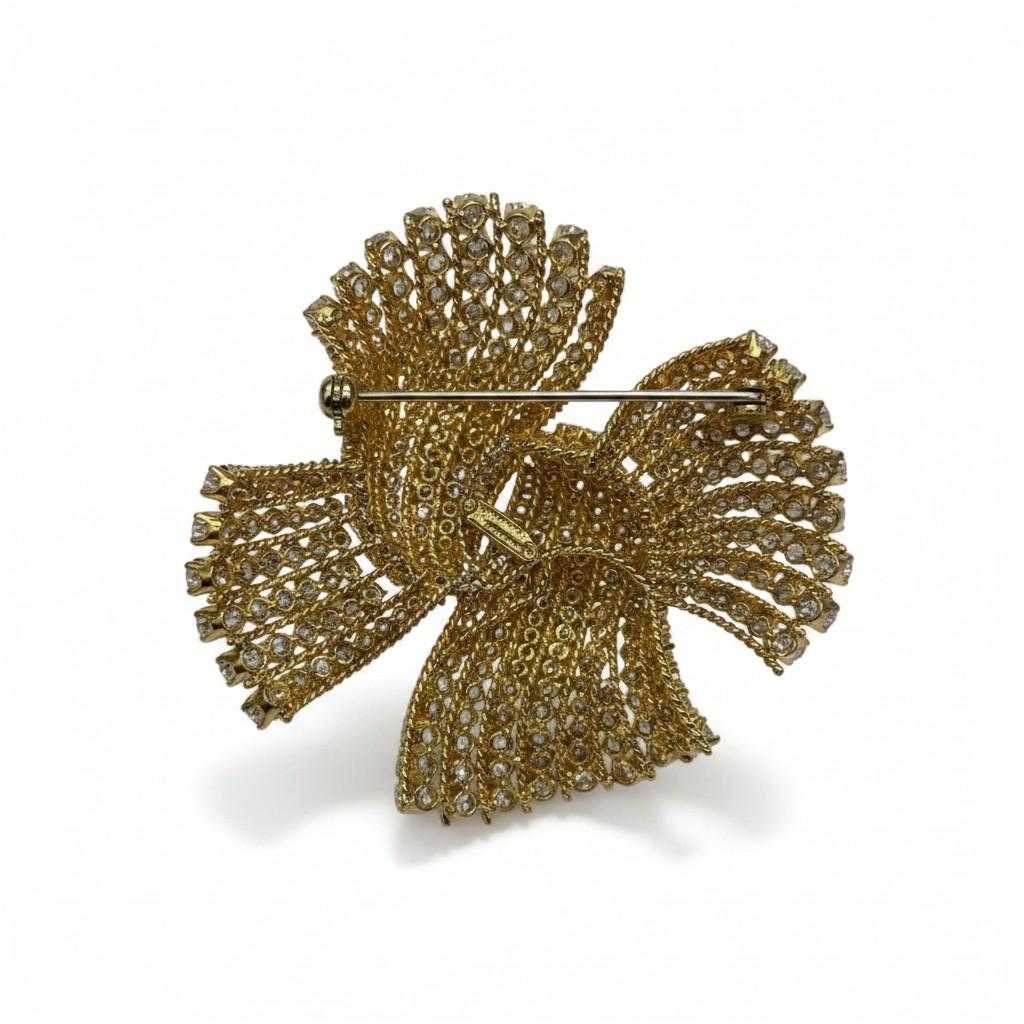 David Webb Diamond Cross Brooch in 18K Yellow Gold, 1960s, view 4