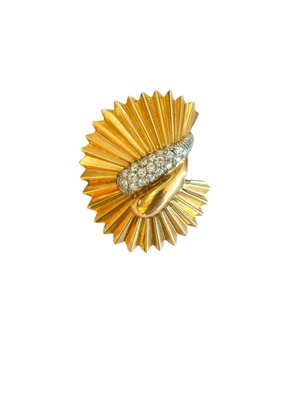 French Retro Diamond Fan Brooch in Platinum and 18K Yellow Gold, circa 1950