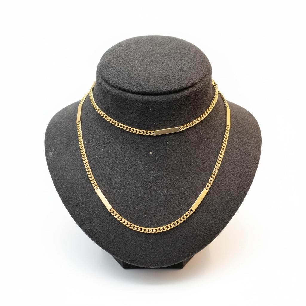 18k Yellow Gold   1970s Chain Gold Necklace