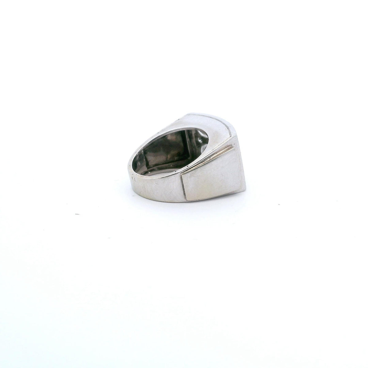 1930s French Art Deco Platinum and Old European-Cut Diamond Ring