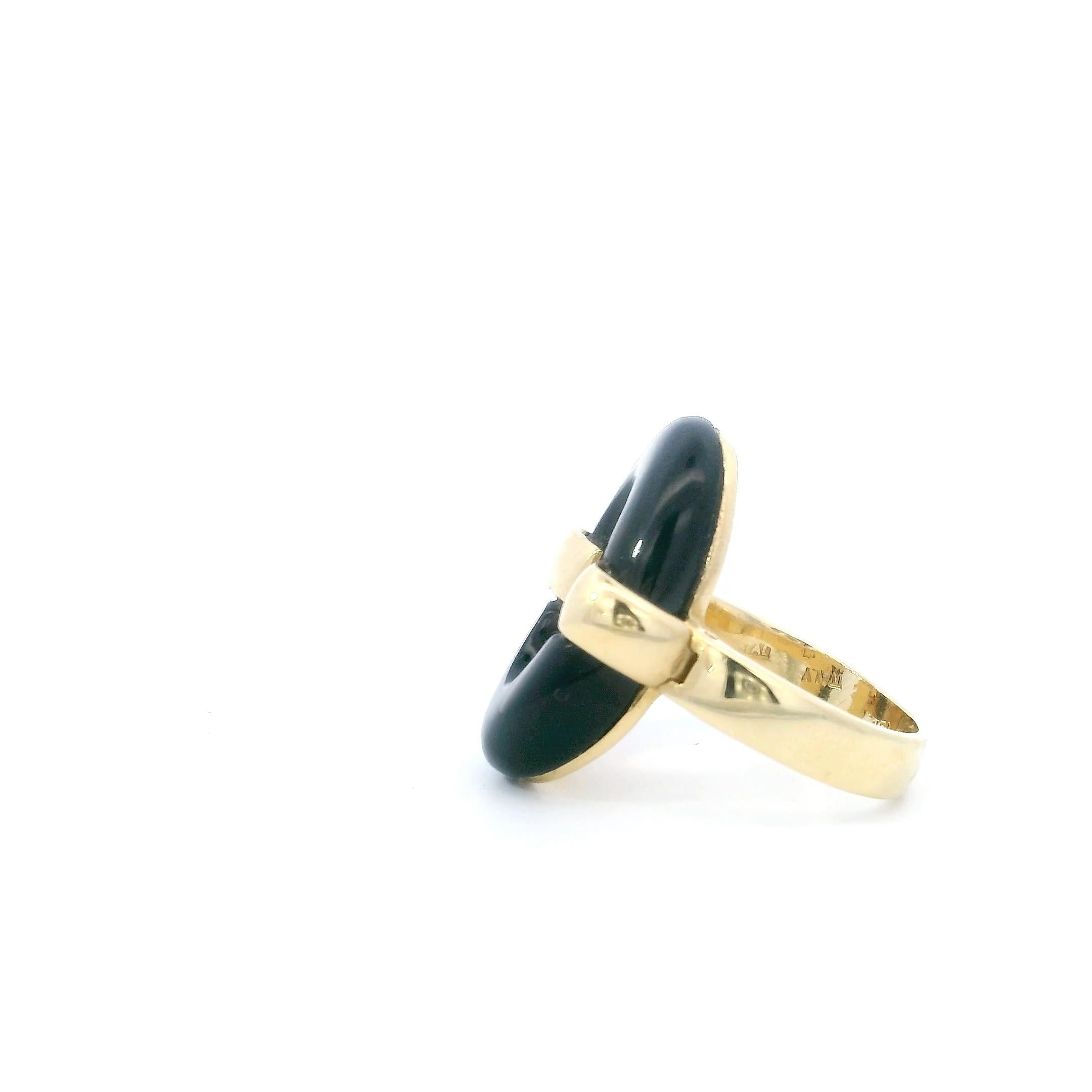 18k Yellow Gold Oval Onyx Ring by Cartier