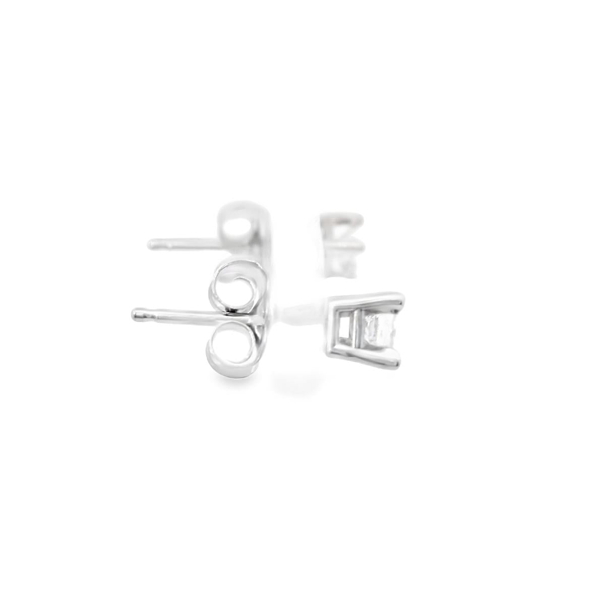 14KY  Contemporary Studs Diamond  Earrings