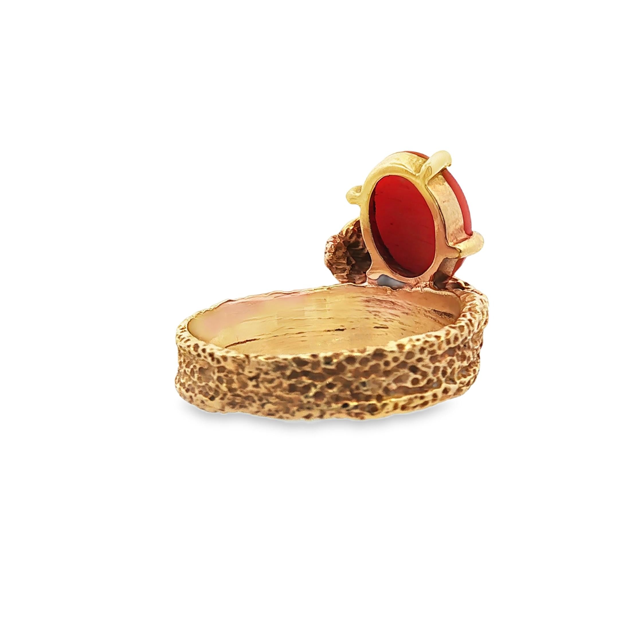 French 1970s Textured Coral Ring in 18K Gold