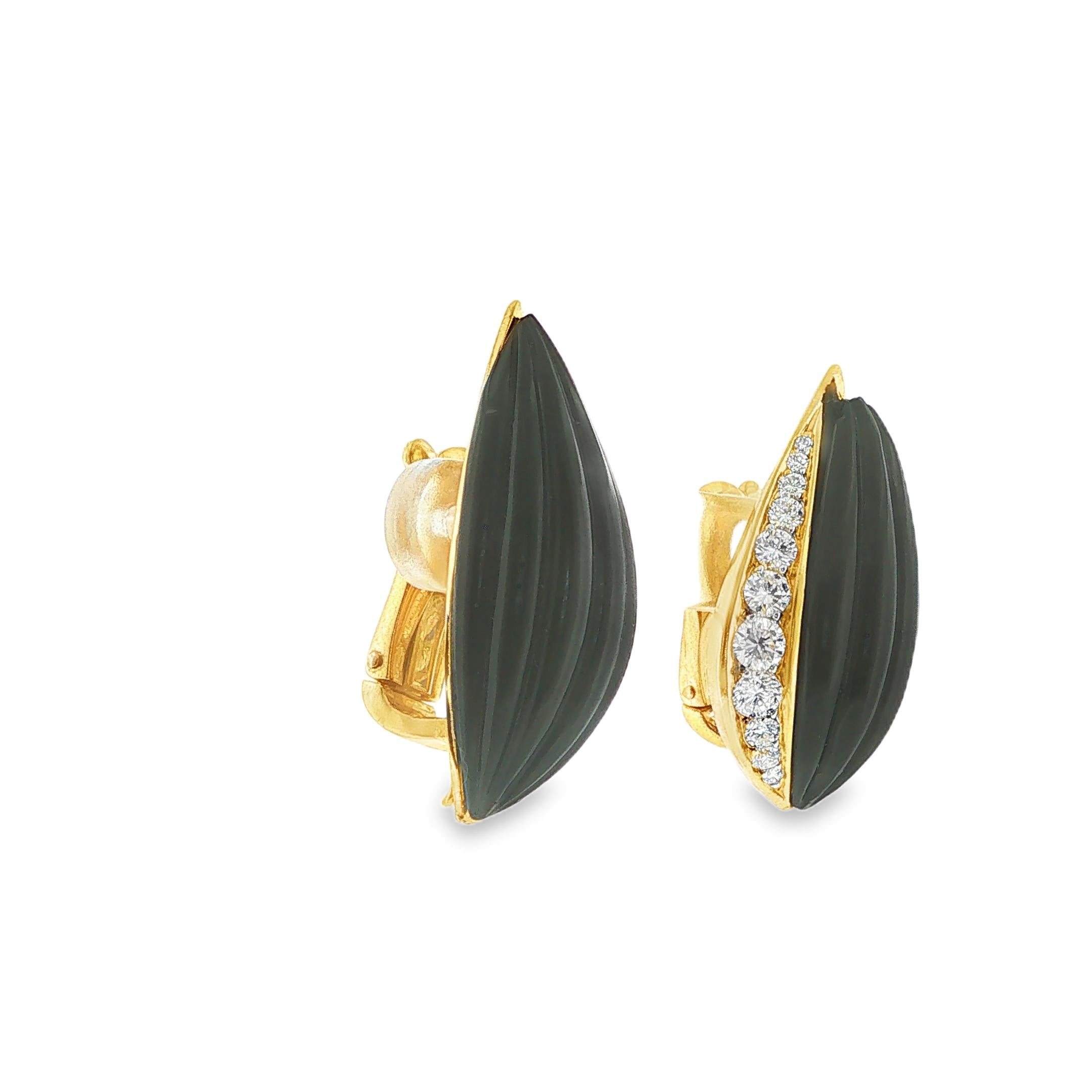 Fred Fluted Onyx Diamond Earrings in 18K Gold