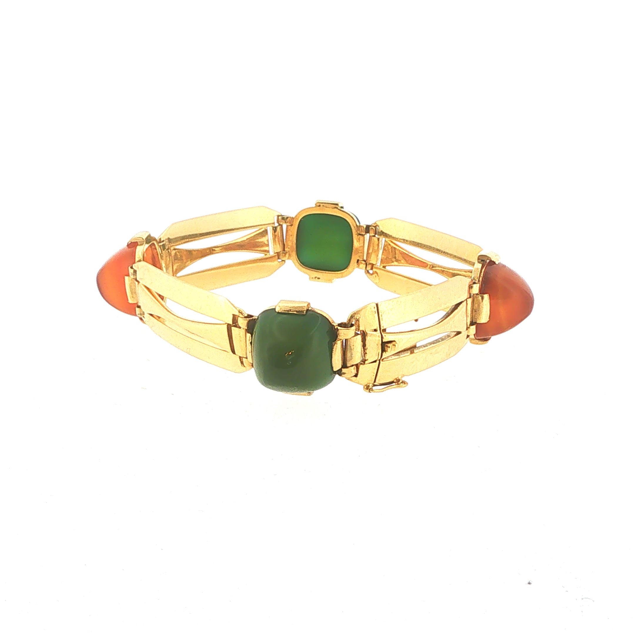 Marzo 18k Yellow Gold Carnelian and Agate Bracelet, France, 1940s