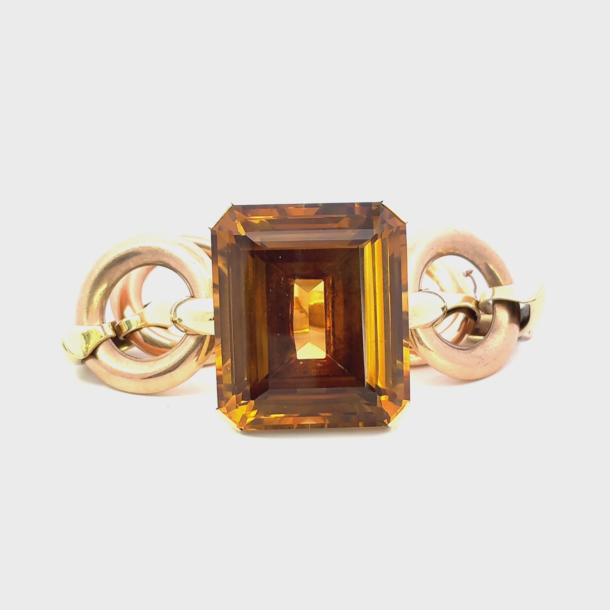 14K Gold 200cts Citrine Retro Bracelet