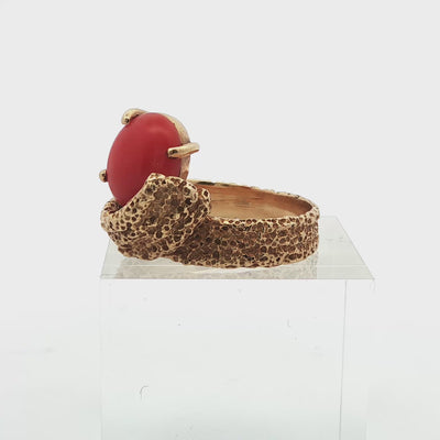 French 1970s Textured Coral Ring in 18K Gold