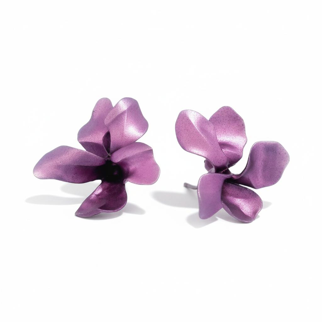 18K Gold Aluminum JAR Purple Pansy Earrings
